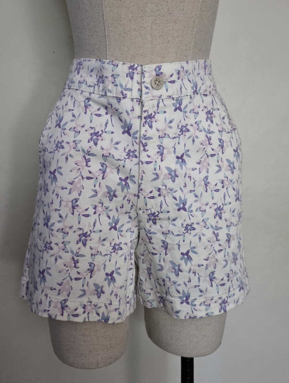Floral Print Cotton Blend Side Pockets Chino Shorts